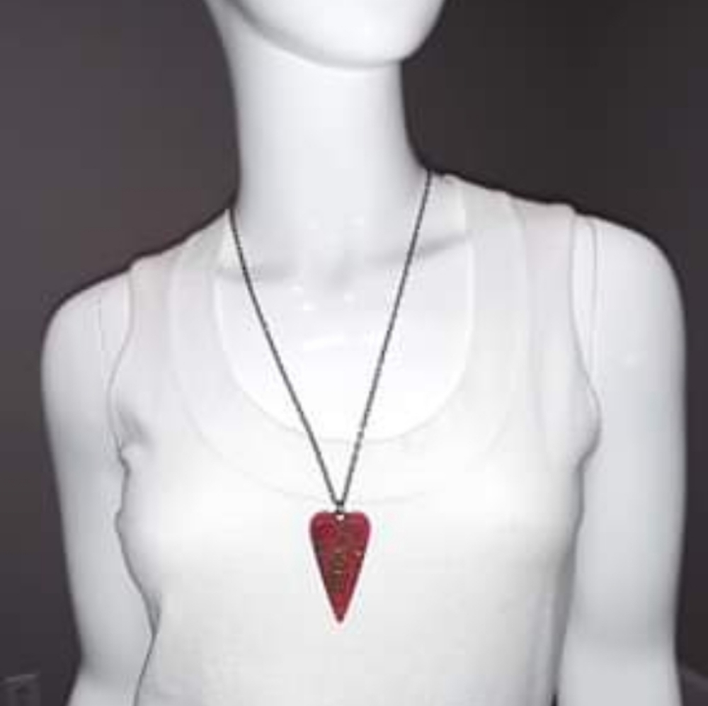 Dark Pink Resin and Bronze Necklace